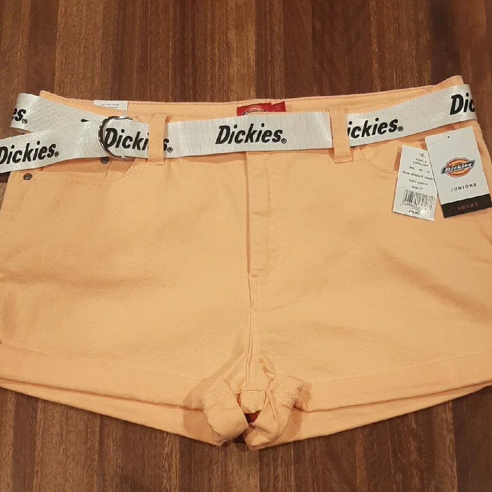 Dickies Juniors Cuffed Shorts